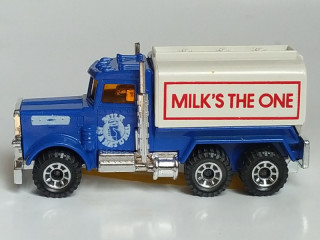 Peterbilt /Tanker/