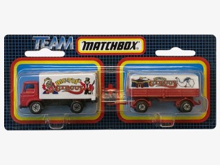 Mercedes Trailer