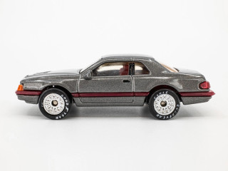 FORD T-BIRD TURBO COUPE