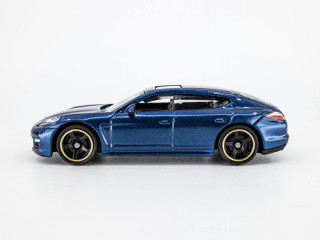 Porsche Panamera - 2010