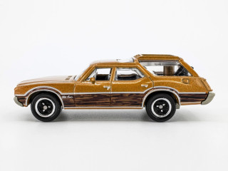 Oldsmobile Vista Cruiser - 1971